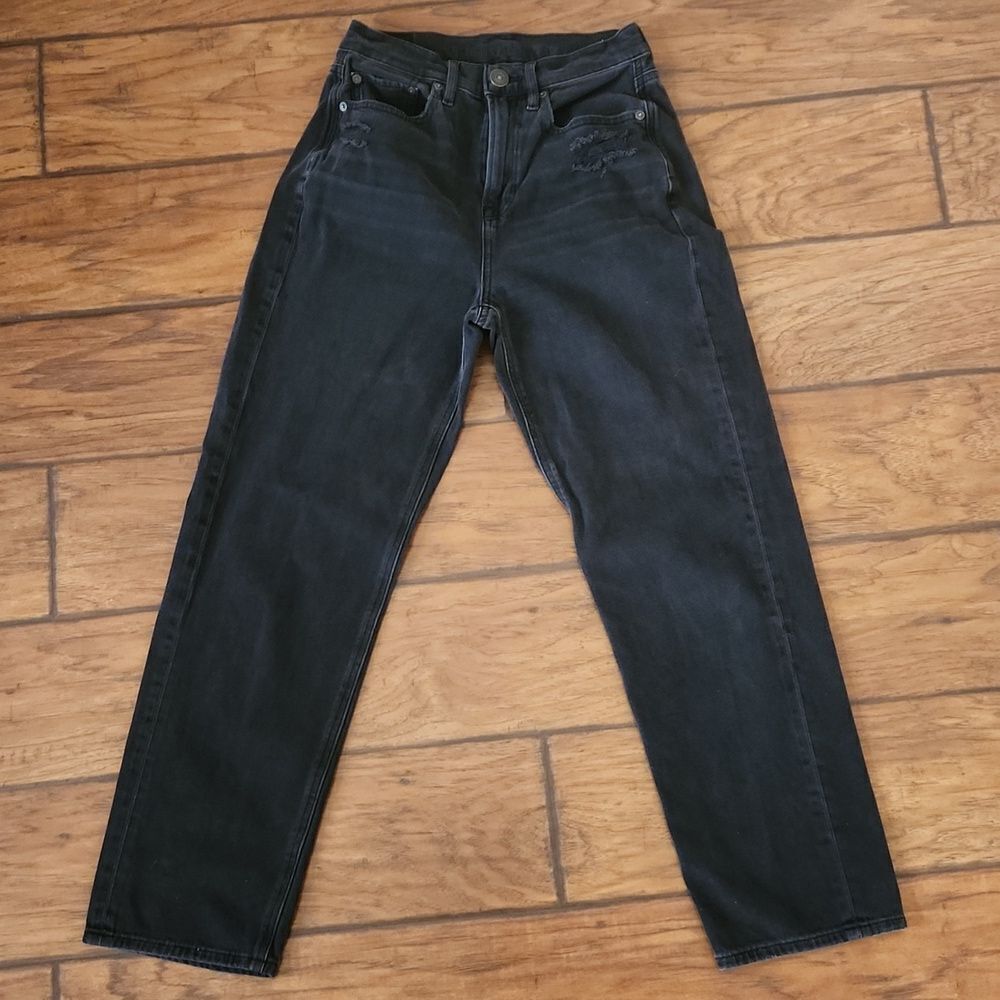 American Eagle women's size 4 black denim distressed jeans